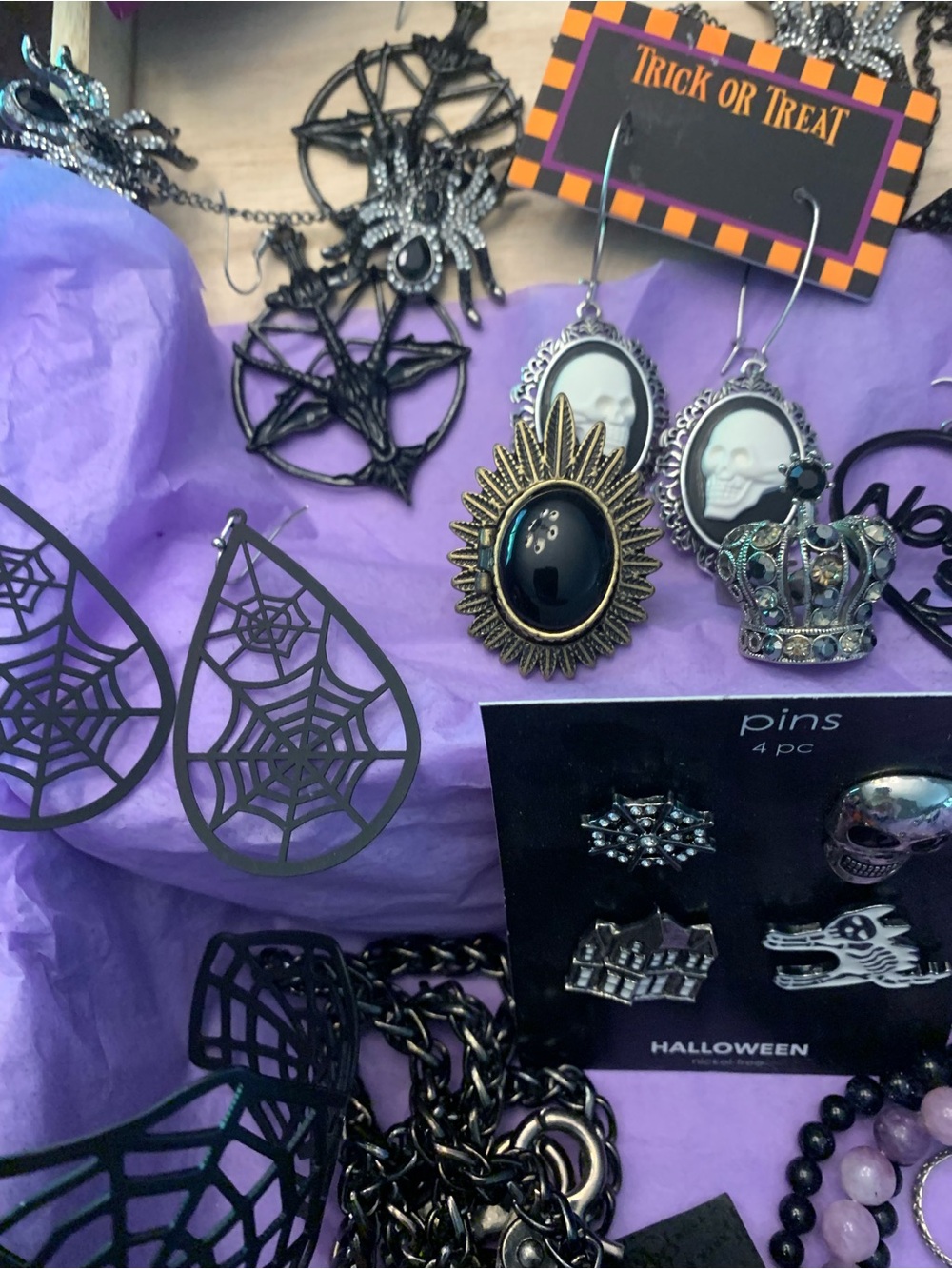 Halloween Gothic Jewelry Lot - Picture 4 of 6